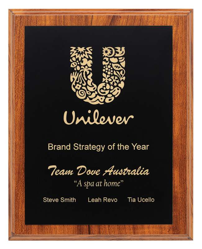Engraved Plaques – Black / Gold